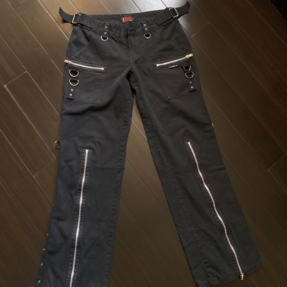 avril black cargo pants